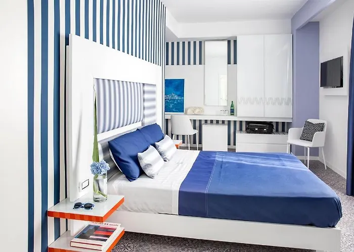 Aragonese Hotel Monte di Procida